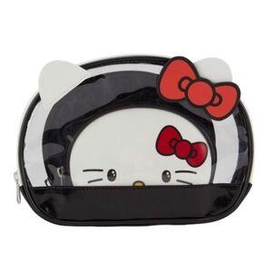 NWT Sanrio Hello Kitty Makeup Case Bag Set